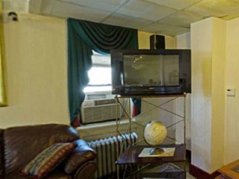 Americas Best Value Inn דירבורן מראה חיצוני תמונה