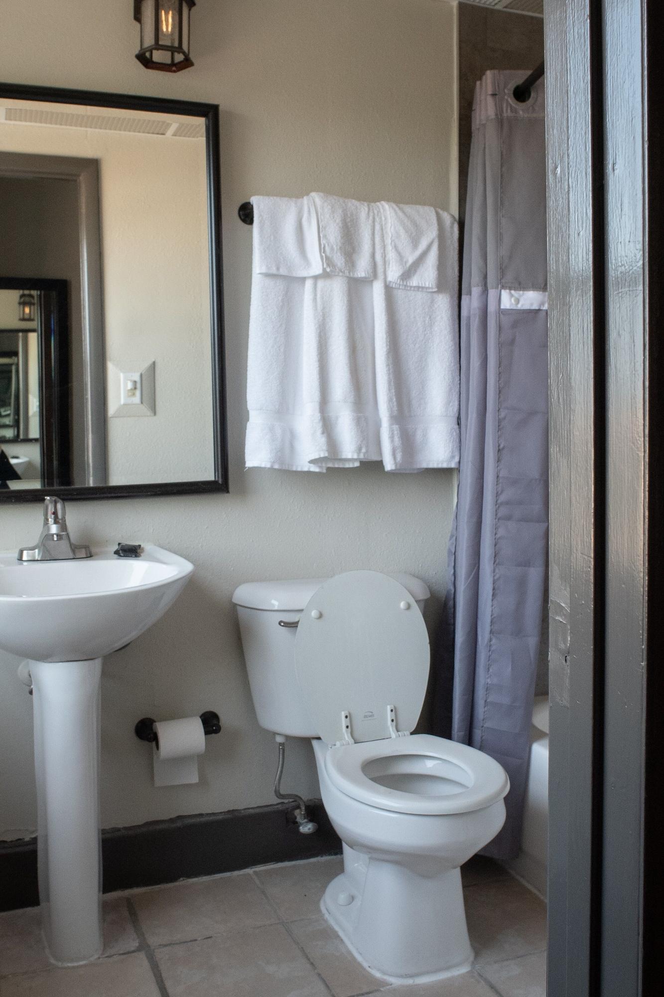 Americas Best Value Inn דירבורן מראה חיצוני תמונה