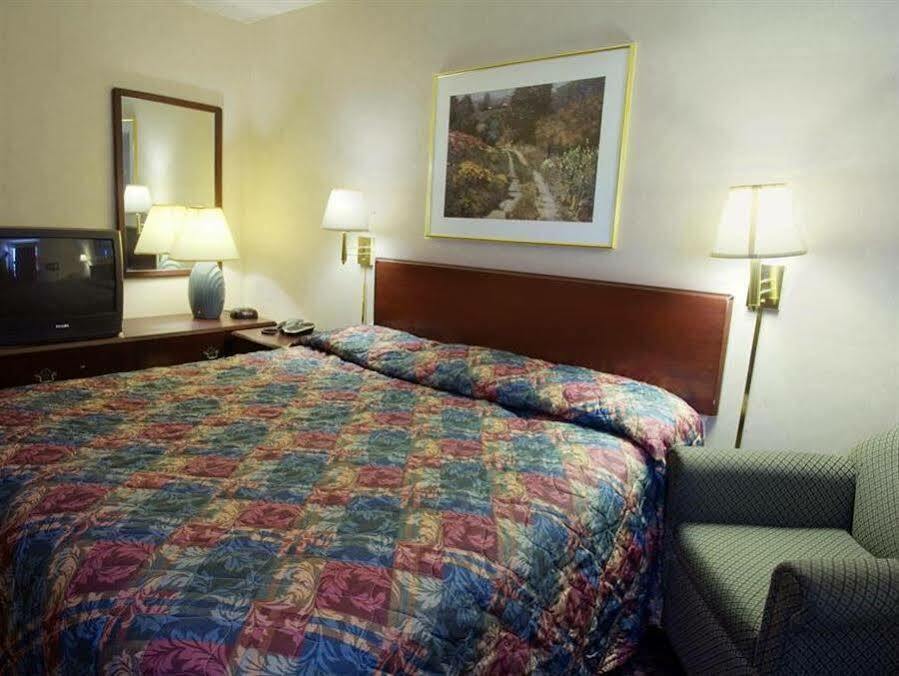 Americas Best Value Inn דירבורן מראה חיצוני תמונה